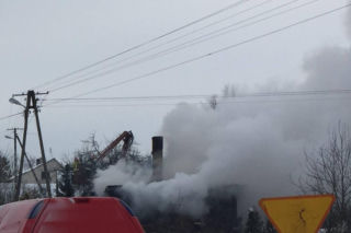 Ratowała sąsiadów z pożaru, osierociła synka. Tragedia na Mazowszu