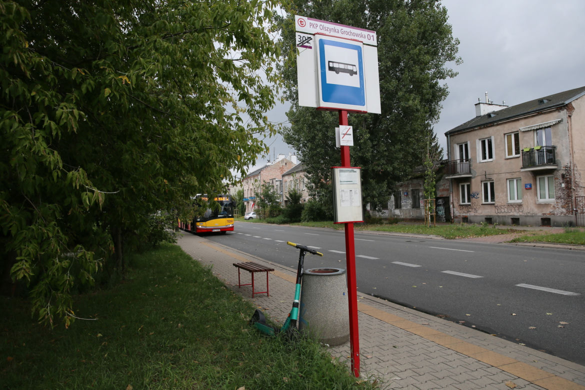 Skandaliczne cięcia w warszawskiej komunikacji miejskiej. Ujawniono nowe rozkłady jazdy