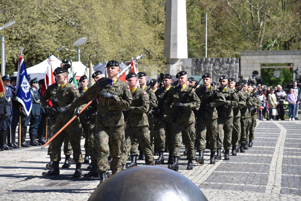 Dni ustawowo wolne od pracy 2025 LISTA