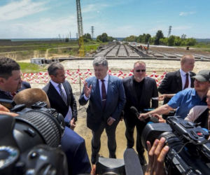 Ukrainiec Nowak zarabia więcej niż premier