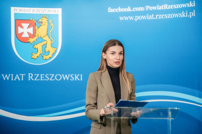 Powiat rzeszowski i łańcucki z porozumieniem o wsparciu w kryzysach. Chodzi o sprzęt, logistykę i ewakuację