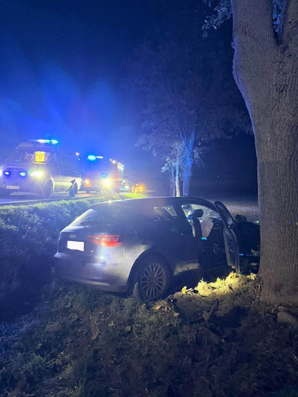 29-latka wjechała samochodem do rowu niedaleko Góry. Była pijana i wiozła pasażerów