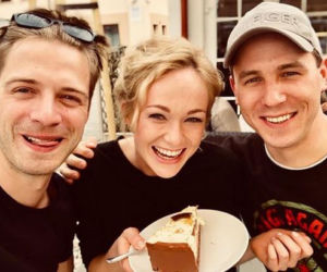 O mnie się nie martw 8 sezon. Marcin Korcz (Paweł), Aleksandra Adamska (Sylwia), Stefan Pawłowski (Marcin) na planie