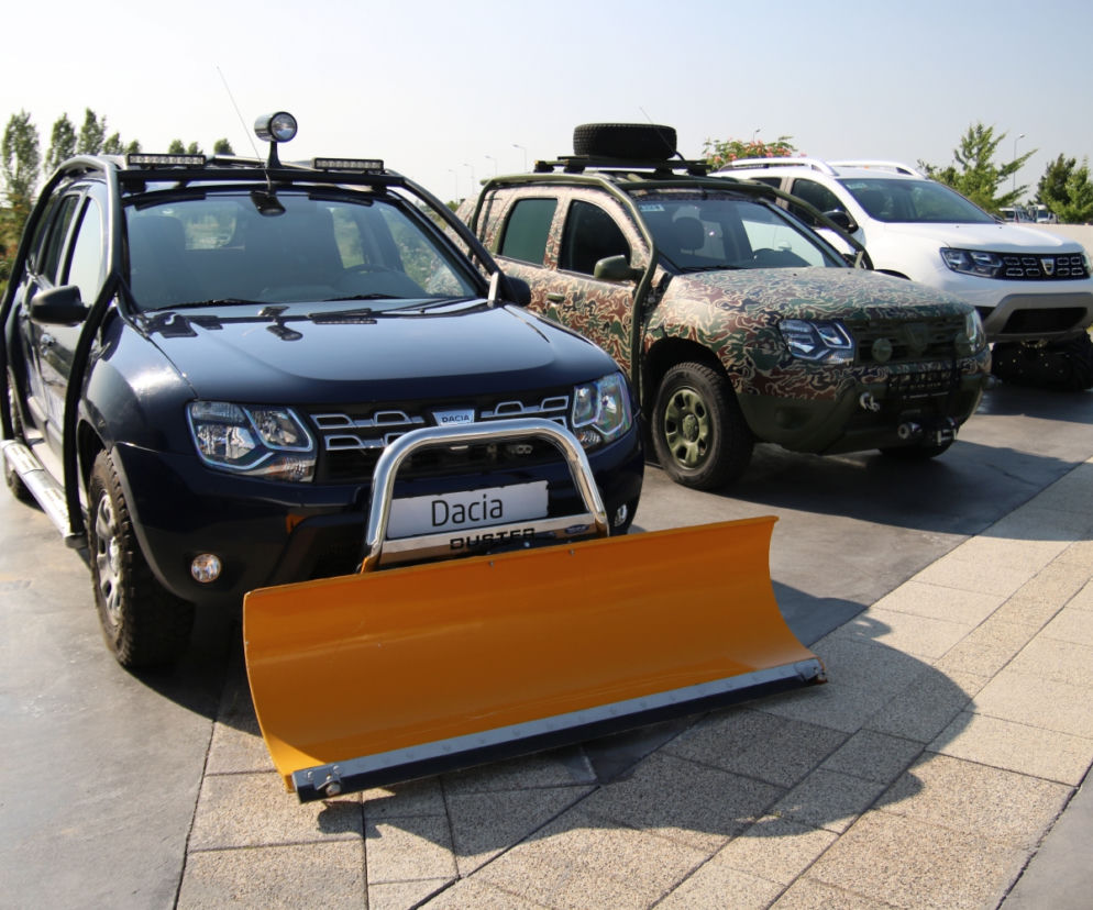 Dacia Duster spychacz