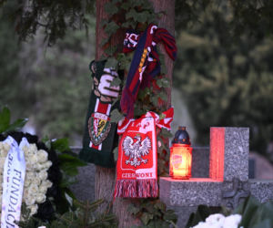 Tak wygląda grób Jacka Magiery po pogrzebie
