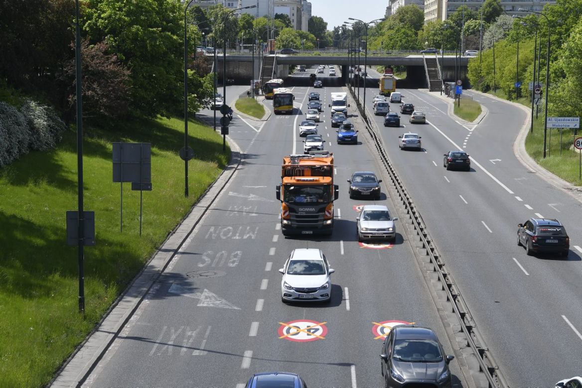 Przez fatalny stan wiaduktów, kierowcy muszą zwolnić do 40 km/h
