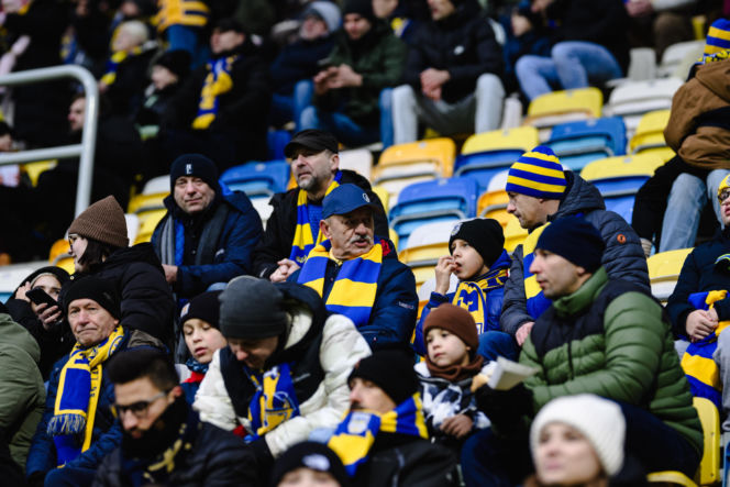 Arka Gdynia - Raków Częstochowa, zdjęcia kibiców i piłkarzy z meczu 17. kolejki PKO BP Ekstraklasy