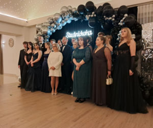 Studniówka 2026 maturzystów Zespołu Szkół Zawodowych nr 1 w Starachowicach