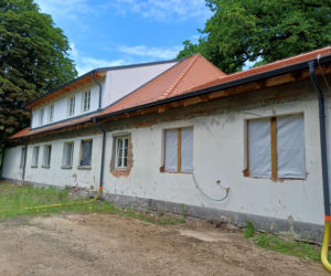 remont dworku w Kuźnicy Grabowskiej