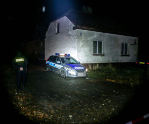 Zakopała za domem, czwarte wrzuciła do pieca
