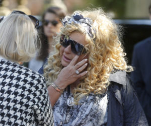 Magda Gessler na pogrzebie byłego męża