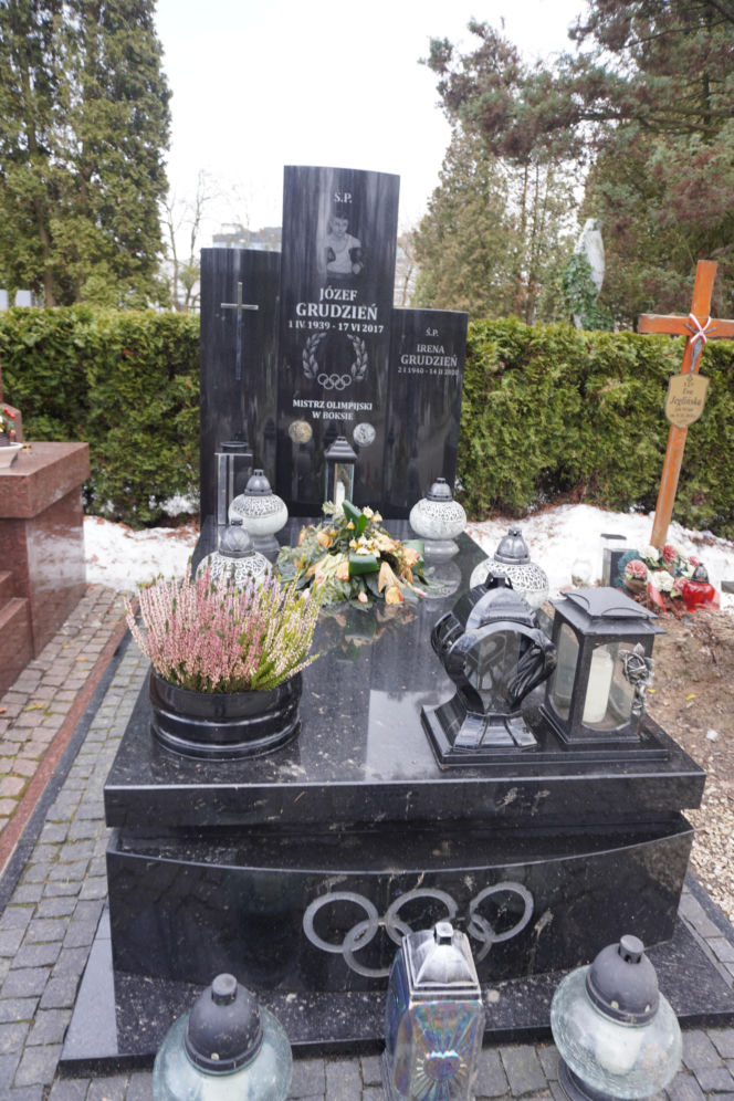 Nagrobek Józefa Grudnia
