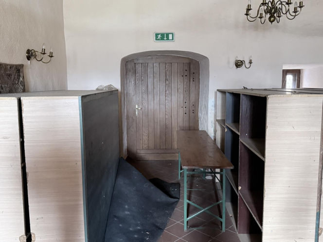 Dwór Czarne w Jeleniej Górze