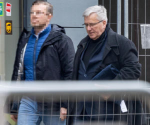 Bronisław Komorowski gnał do krawca z dżinsami. Po drodze złamał prawo!