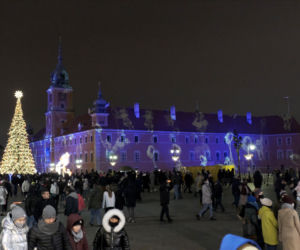 Niesamowita iluminacja świąteczna rozbłysnęła w Warszawie