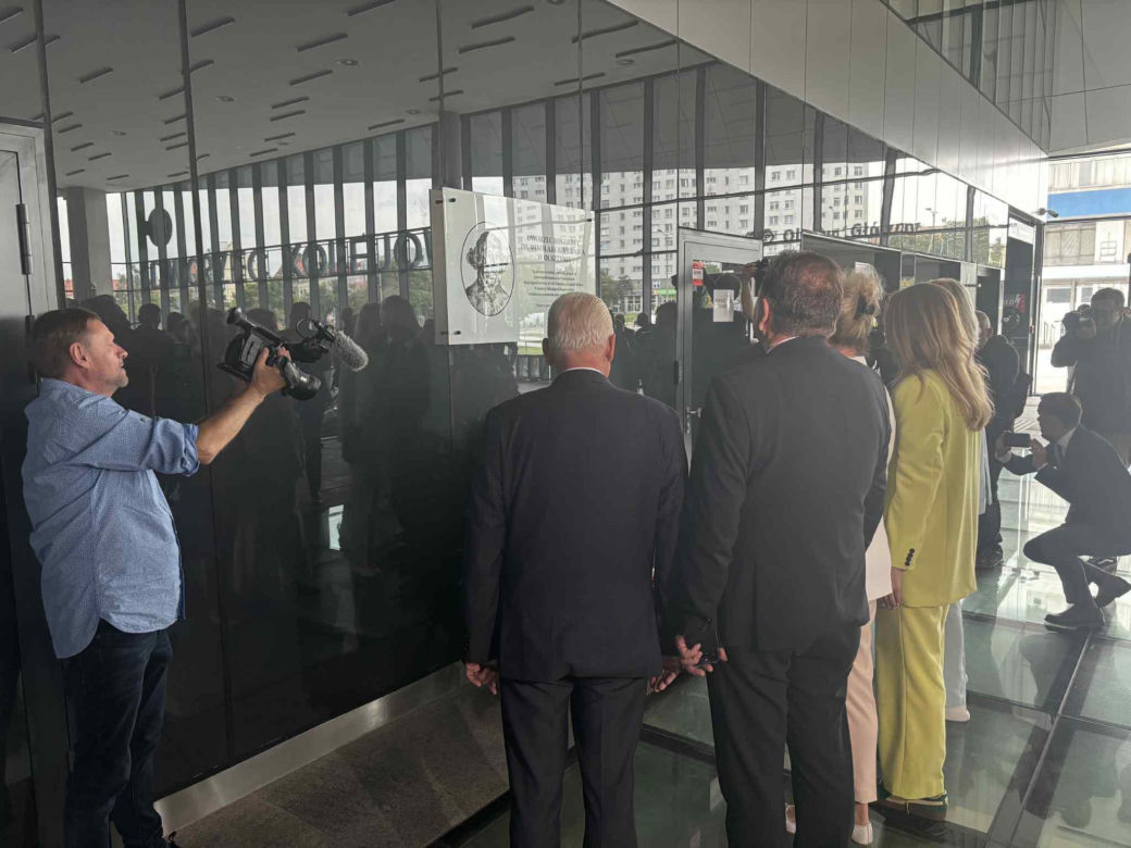 Dworzec Olsztyn Główny ma patrona. Żaden obiekt kolejowy w Polsce nie nosi takiego imienia