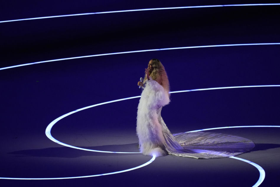  Mariah Carey 