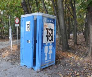 Toalety w Parku Piaskówka w Tarnowie