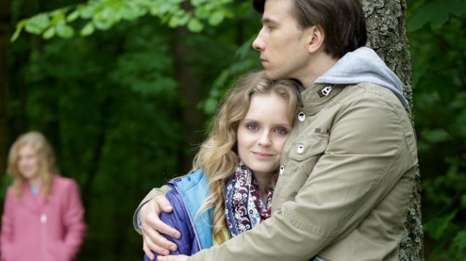 M jak miłość odcinek 1241. Franek (Piotr Nerlewski), Justyna (Olga Kalicka)