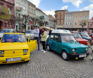 Początek sezonu fanów motoryzacji z czasów PRL