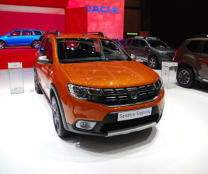 Genewa 2017 - stoisko Dacia