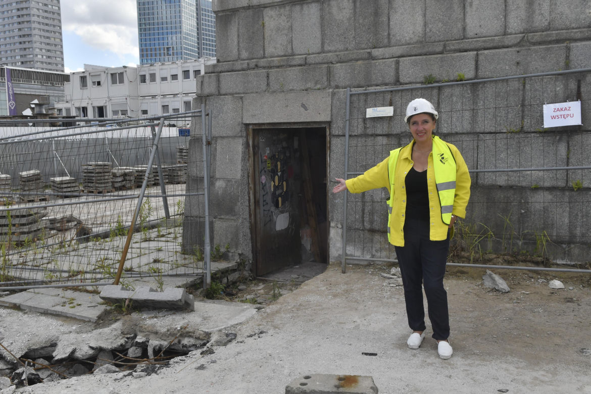 Tajne tunele zalane wodą. Przełomowe odkrycie w centrum Warszawy. Zdjęcia ujawniają prawdę