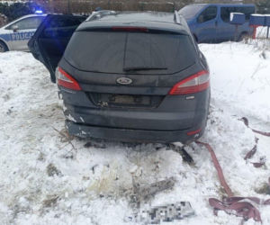 Holował auto...na dachu. Akcja pijanego kierowcy pod Lwówkiem Śląskim