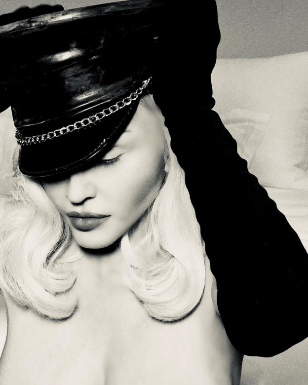 Szok! Madonna zrobiła to w wigilię! wszyscy zobaczyli gołe pośladki
