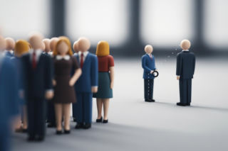 Delegalizacja Konfederacji Brauna. Ile procent Polaków popiera ten scenariusz?