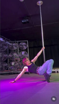 Pole dance na medal? Zillmann rozkręca sieć jak karuzelę