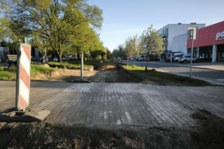 Nowa ścieżka rowerowa na Gronowie. Sprawdź, kiedy pojadą nią pierwsi rowerzyści [ZDJĘCIA]