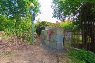 Mur między osiedlami w Szczecinie