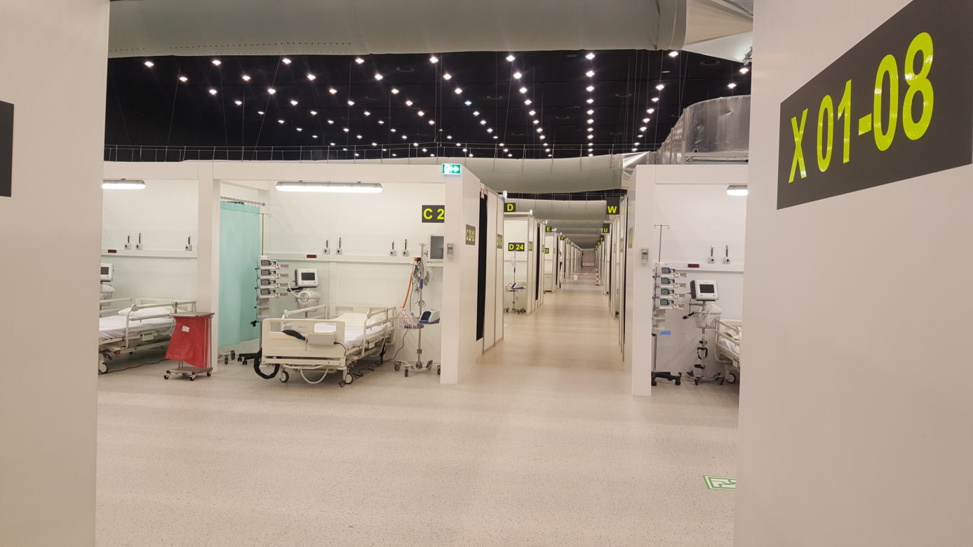 Szpital tymczasowy w Katowicach gotowy na przyjęcie pacjentów