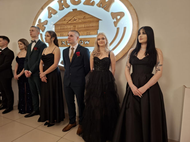 Studniówka 2026. Bal uczniów Zespołu Szkół Zawodowych nr 2 w Starachowicach