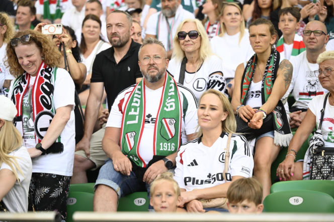 Legia Warszawa - Zagłębie Lubin: Zdjęcia kibiców