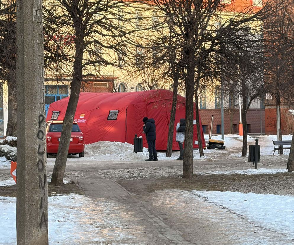 Namiot przy Al. 23 stycznia