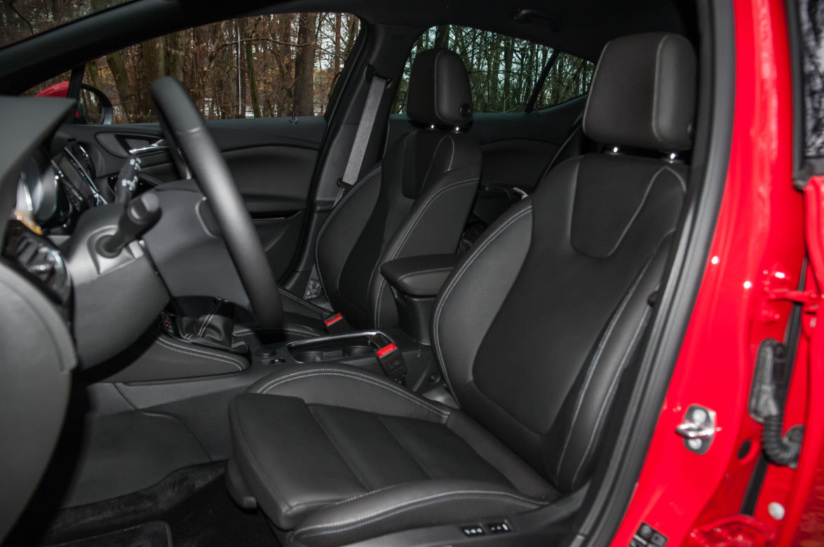 Opel Astra 1.6 BiTurbo 150 KM M6
