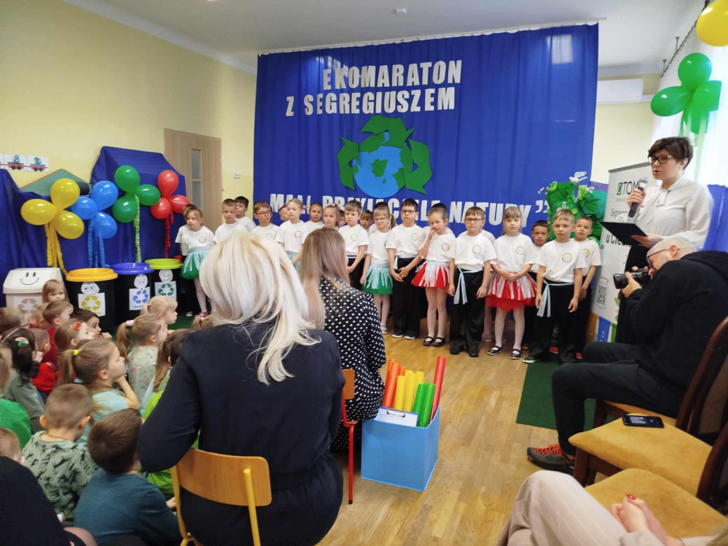 Program jest częścią projektu „EKOmaraton Siedlce z Segregiuszem” promującego edukację ekologiczną wśród najmłodszych poprzez zabawę