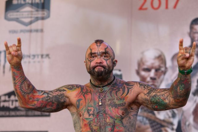 KSW 39: Różal nokautuje