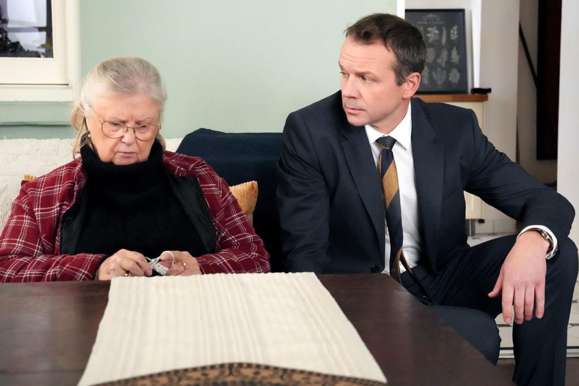 Barwy szczęścia, odcinek 3154: Kolejny konflikt Amelii z Brunem o Karolinę. Basia każe jej odpuścić 