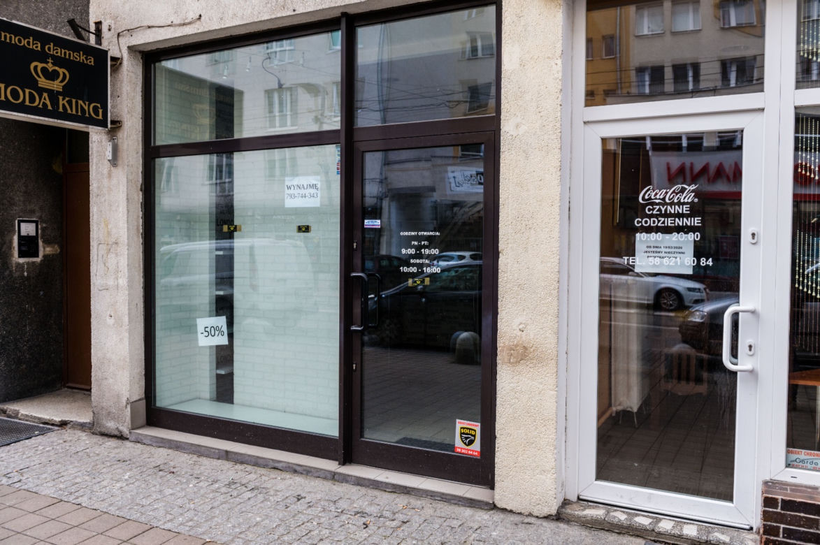 Koronawirus w Trójmieście. Przedsiębiorcy likwidują sklepy by uratować pracowników [ZDJĘCIA]