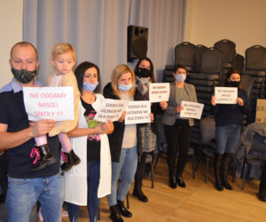 Społeczność z Michałowa wygrała z prezydentem Materkiem. SP nr 2 zostaje