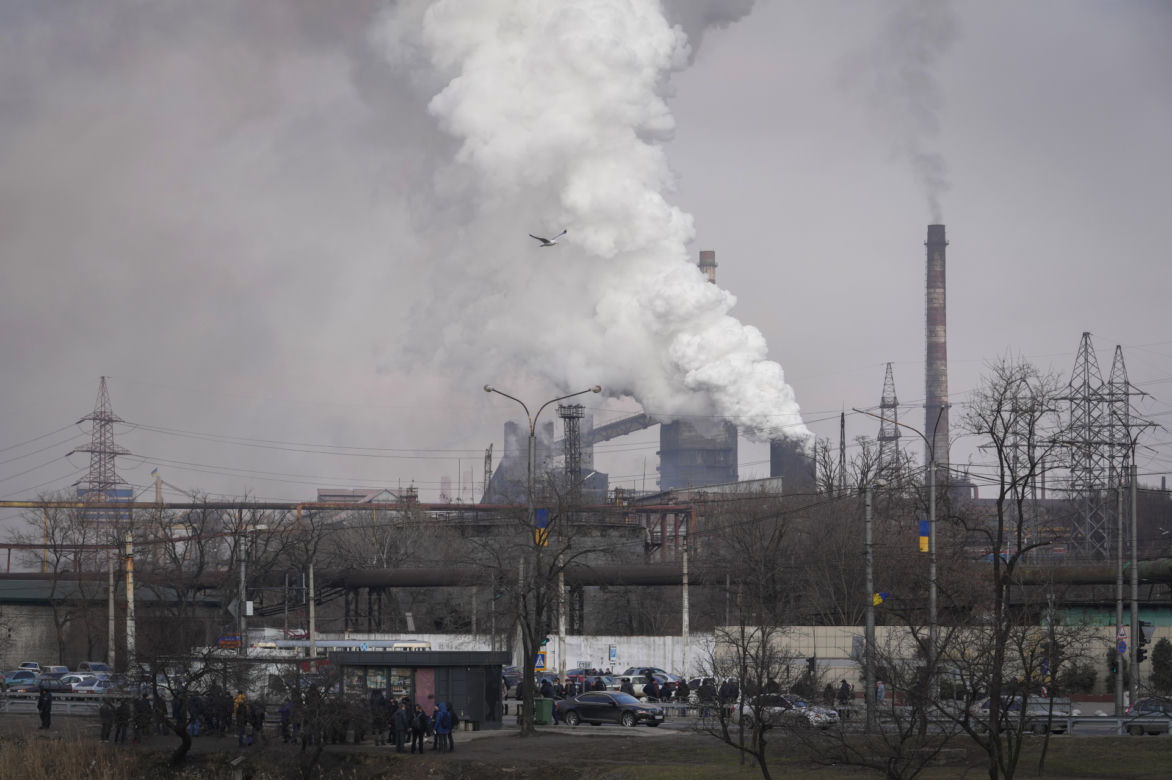Kadyrow zapowiada: "Zajmiemy Mariupol przed obiadem". Ukraina broi się resztkami sił