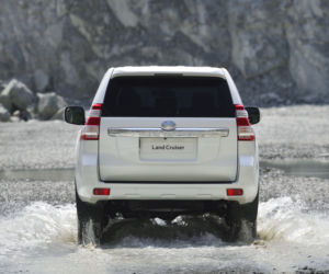 Nowa Toyota Land Cruiser 2014
