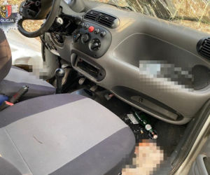 Seicento roztrzaskało się na drzewie, kierowcy nie żyje. Tragedia pod Chocianowem