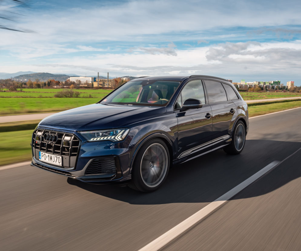 Audi SQ7 4.0 TDI V8 biturbo 435 KM quattro tiptronic