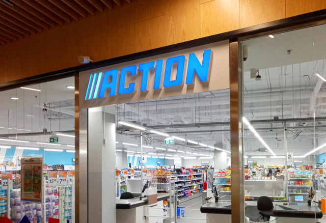 Action inwestuje w Polsce