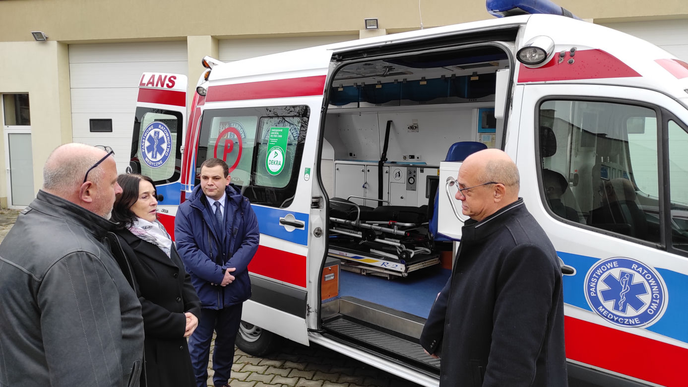 Przekazanie ambulansu dla Stowarzyszeniu Malta Służba Medyczna