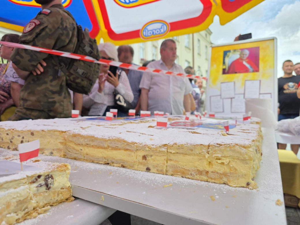 Rzeszów Najdłuższa Kremówka w Polsce