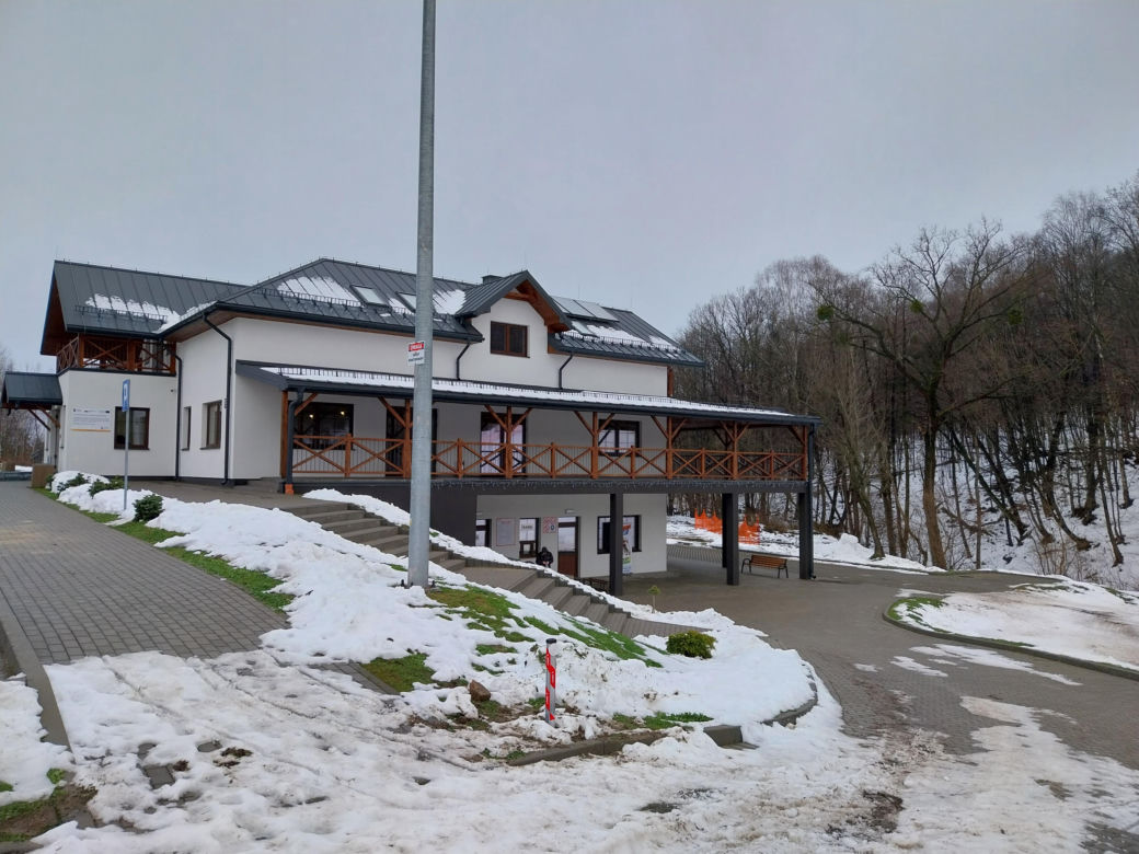 Stok narciarski Biała Góra w Justynówce